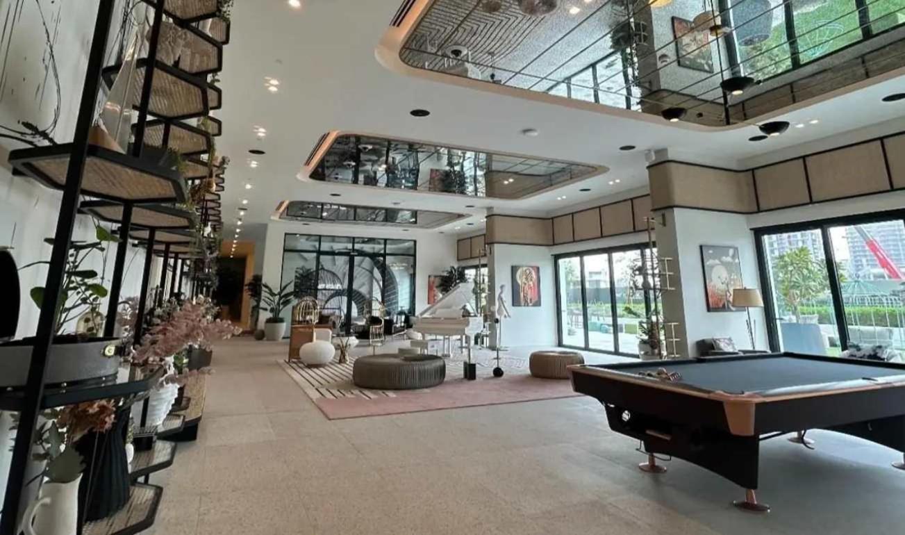 Silkhaus Next Golf Club Golfville In Hills * Dubai