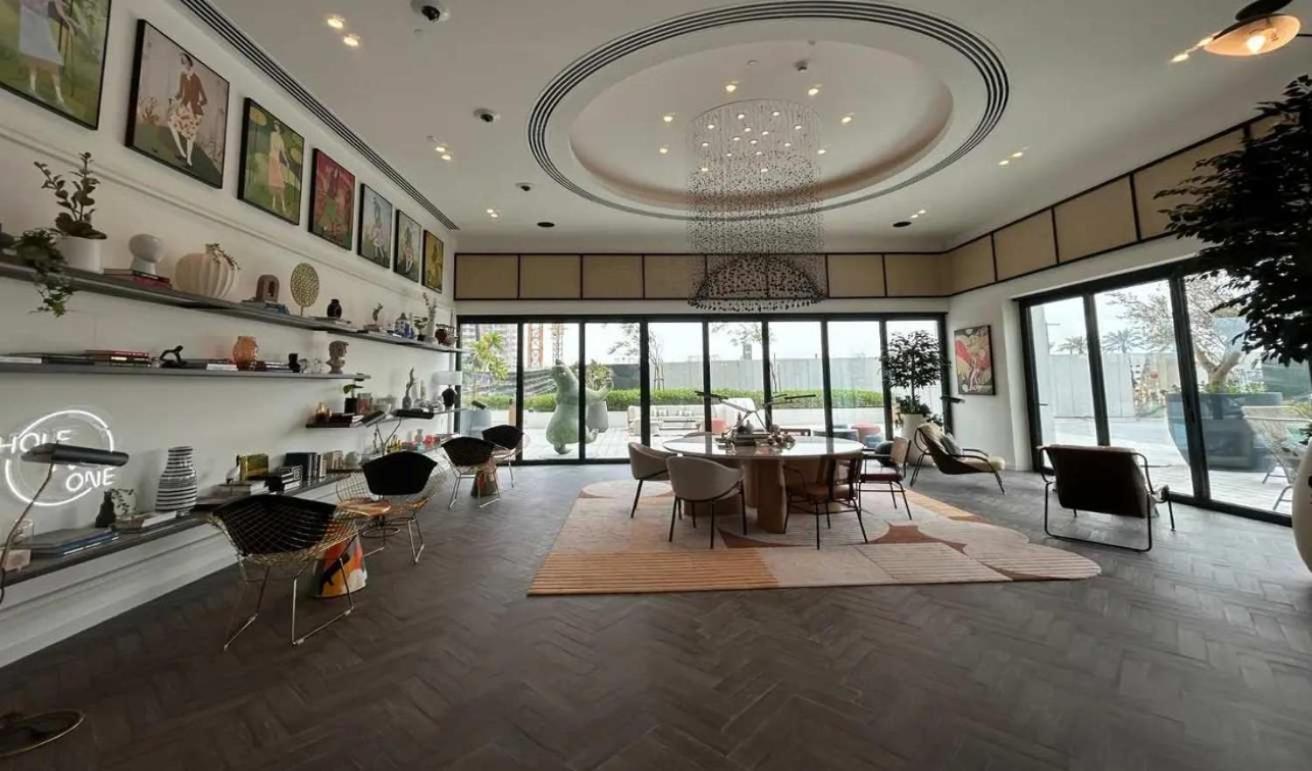 Silkhaus Next Golf Club Golfville In Hills * Dubai