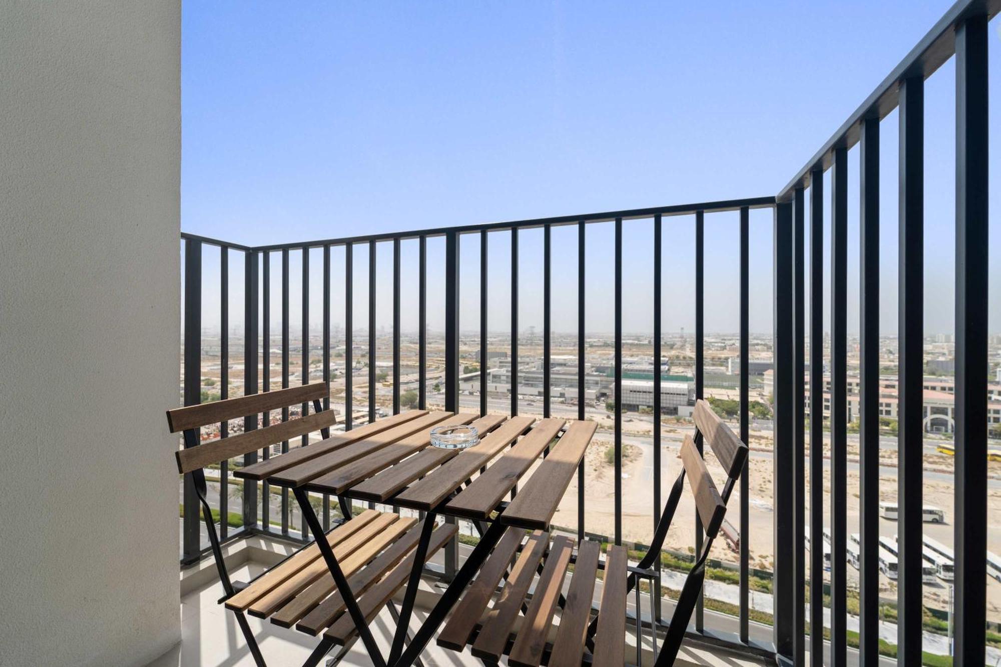 Silkhaus Next Golf Club Golfville In Hills Apartment Dubai